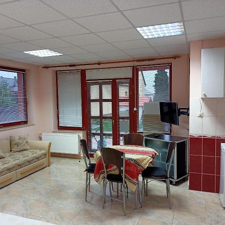 Lívia Apartman Buk Exterior foto
