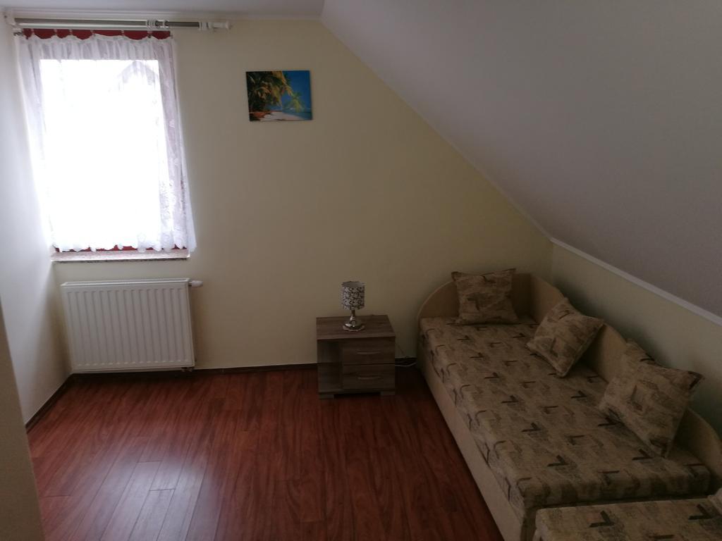 Lívia Apartman Buk Exterior foto